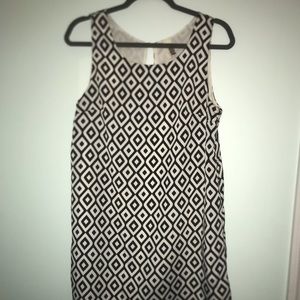 Francesca’s Black and White Dress Size Large
